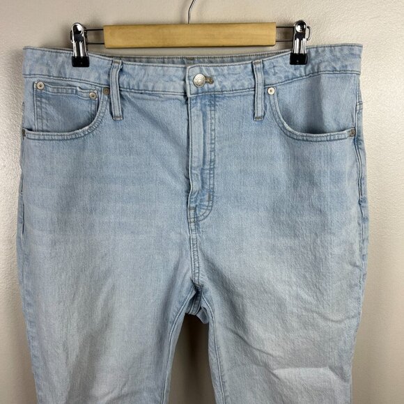 Madewell Slim Demi-Boot Jeans Size 33 Petite Bellmeade Light Wash High Rise - Picture 5 of 12